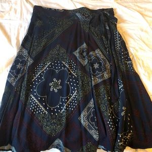 ModCloth plus-size wrap skirt perfect for fall!